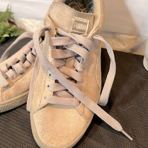 Puma Grey Suede Leather Sneakers
